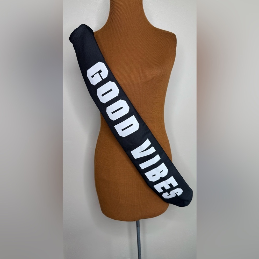 Victoria's Secret Good Vibes Crossbody Shoulder Cooler